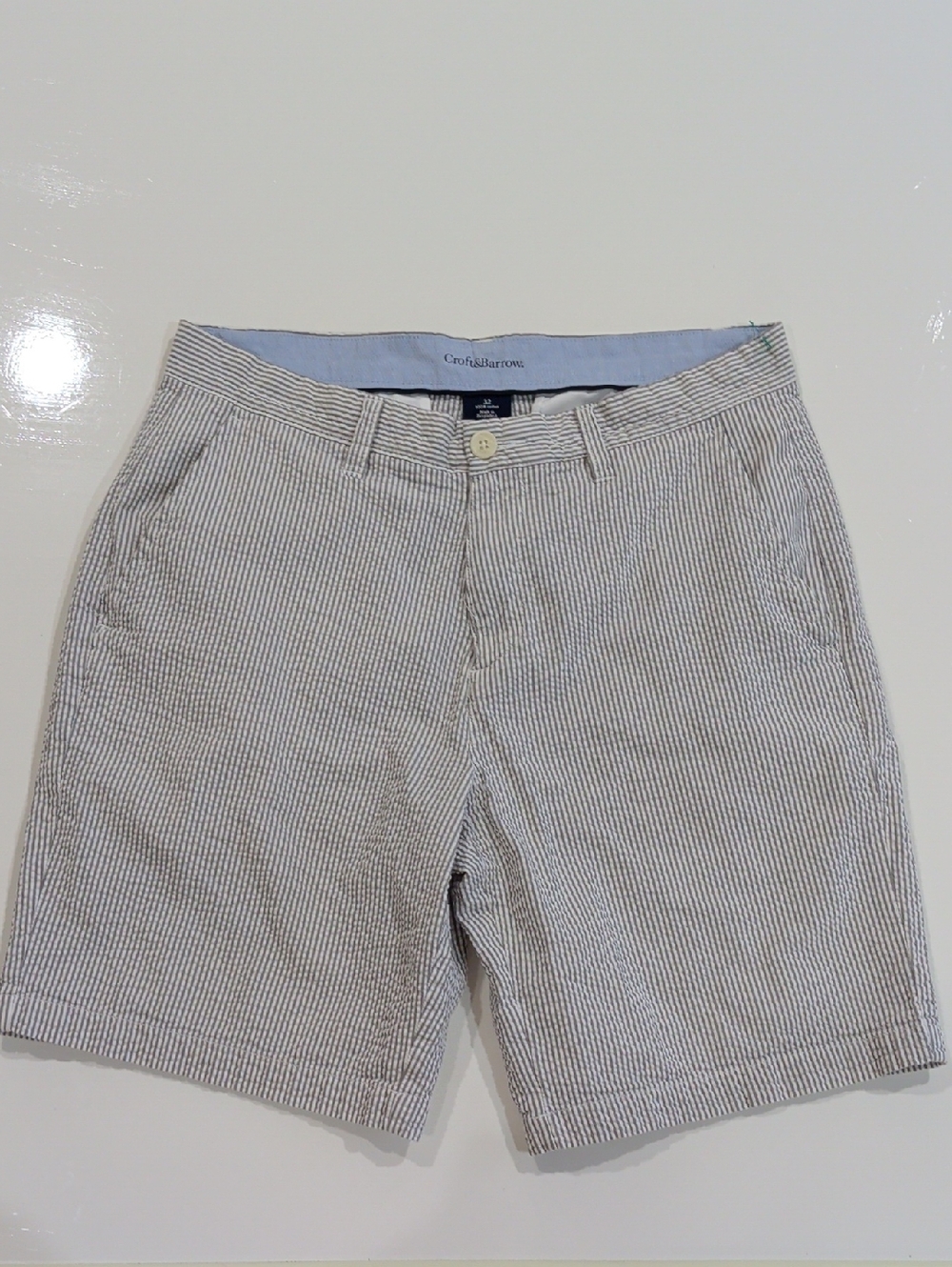 croft & barrow Men's Blue and White Seersucker Flat-Front Shorts 100%cotton